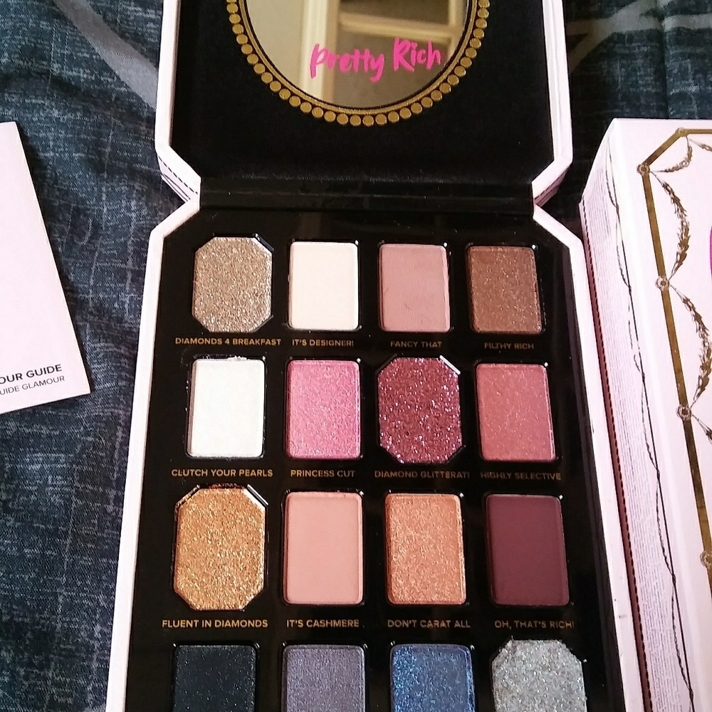 🎄Too Faced Pretty Rich